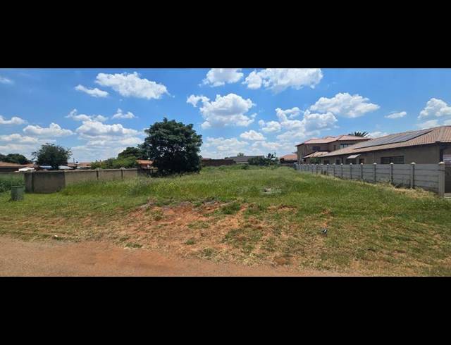 LAND FOR SALE IN KOOKRUS